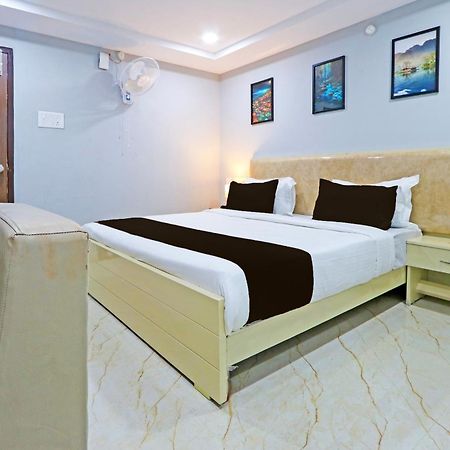 Super Townhouse Qualia Elite S R Nagar Hotel Haidarábád Kültér fotó