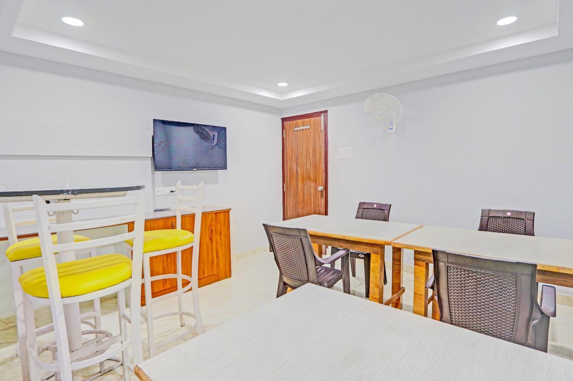 Super Townhouse Qualia Elite S R Nagar Hotel Haidarábád Kültér fotó